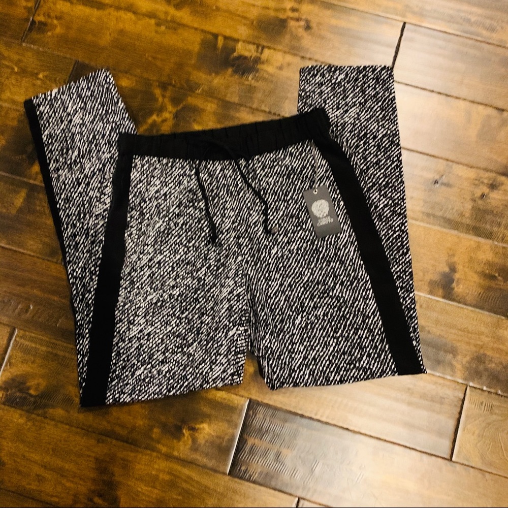 NWT Vince Camuto Joggers